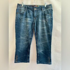 Mudd Women's Blue Capri Jeans Size: 9